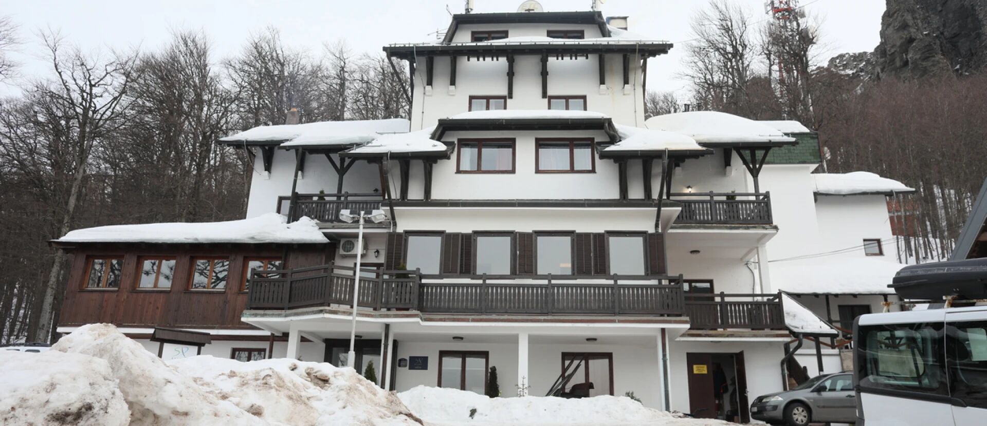 Hotel at Babin Zub, Stara Planina